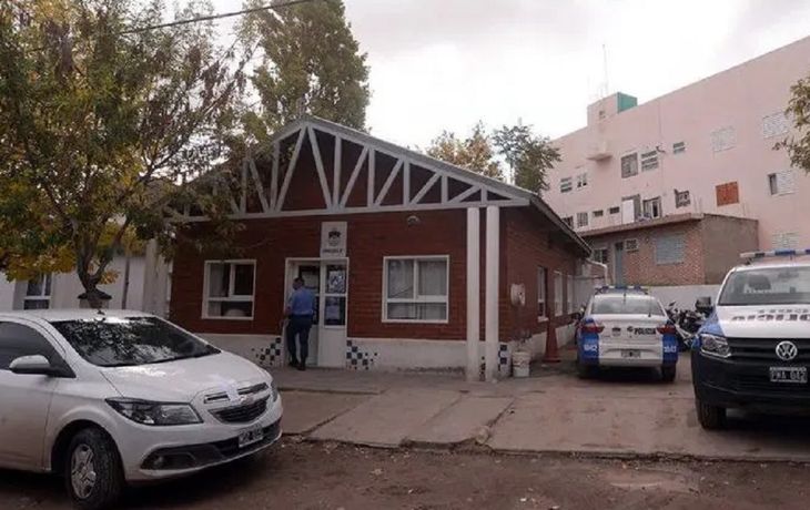 Un hombre baleó a dos jóvenes que orinaron el paredón de su casa