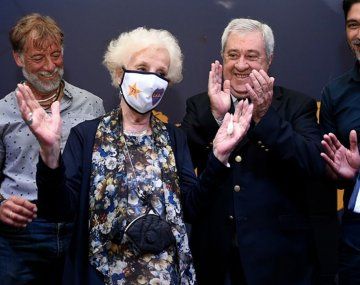 Boca le entregará a Estela de Carlotto el carnet de socia honoraria del club