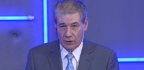 Víctor Hugo Morales relató el despegue del avión de Aerolíneas Argentinas que viajó a buscar la vacuna