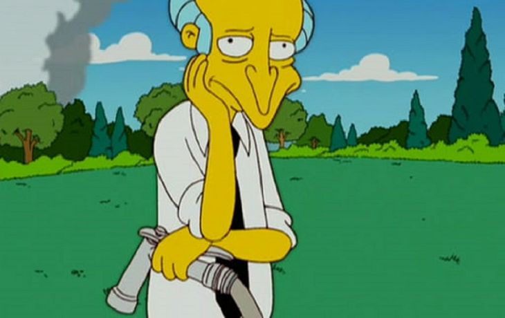 Burns, Flanders, Smithers y Skinner se quedaron sin voz