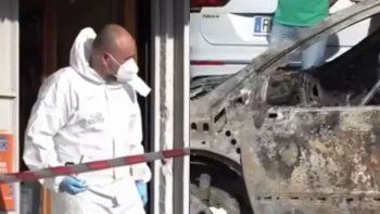 italia: investigan la muerte de cuatro jornaleros que fueron incendiados en un auto italia: investigan la muerte de cuatro jornaleros que fueron incendiados en un auto