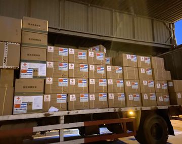 Llegó a Argentina un vuelo con insumos médicos desde China