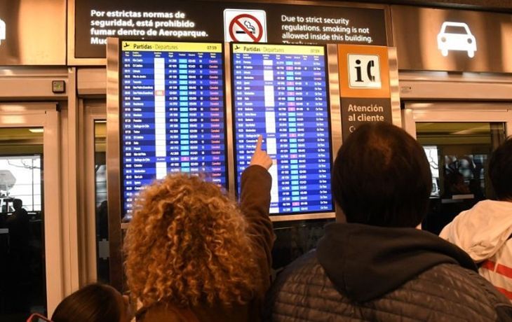 Paro de Aerolíneas: cómo saber si un vuelo es cancelado o reprogramado