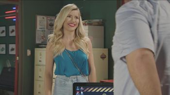 Laurita Fernández, en Quiero vivir a tu lado Laurita Fernández, en Quiero vivir a tu lado