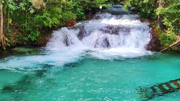Esta localidad se ubica a 600 kilómetros de Brasilia. Esta localidad se ubica a 600 kilómetros de Brasilia.