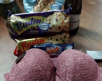 Insólito: regalaron corpiños en las cajas navideñas