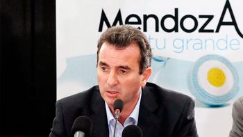 perez: la presidente me dijo que se hace con o sin vale perez: la presidente me dijo que se hace con o sin vale