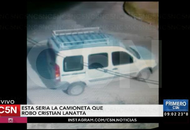 Estos serían dos de los vehículos que usaron los prófugos del triple crimen