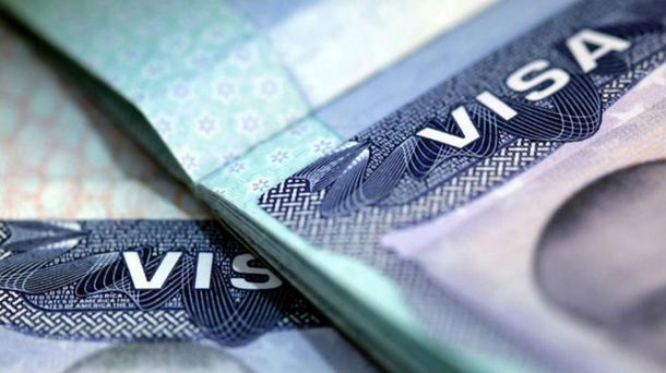 Se emitieron 43.000 visas en un mes. Se emitieron 43.000 visas en un mes.