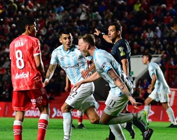 Atlético Tucumán venció a Argentinos Juniors y es el nuevo líder de la LPF