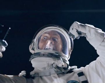 La Roca hizo un anuncio para Apple que se volvió viral