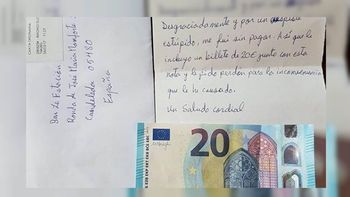 Se olvidó de pagar la cuenta y envío el dinero con una carta Se olvidó de pagar la cuenta y envío el dinero con una carta