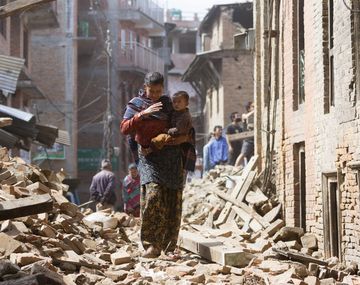 Nepal: ya hay más de 7.000 muertos y unos 14.100 los heridos