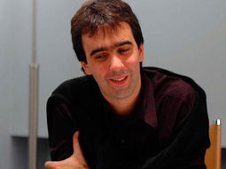 las fotos de federico hoppe, infraganti y sin camisa las fotos de federico hoppe, infraganti y sin camisa