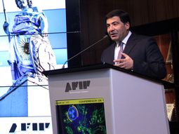 ricardo echegaray: hay mas de 1200 millones de pesos en evasion ricardo echegaray: hay mas de 1200 millones de pesos en evasion