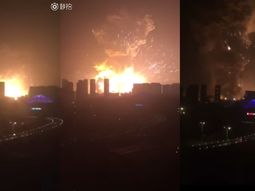 una ciudad de china quedo en llamas por una explosion misteriosa una ciudad de china quedo en llamas por una explosion misteriosa