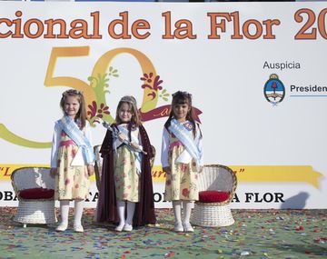 En la Fiesta Nacional de la Flor eligieron a la Reina del Capullo