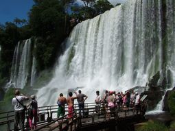 Semana Santa: la ocupación hotelera fue plena en varios destinos del país