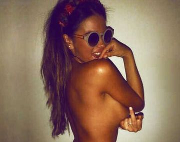 El saludo hot de Karina Jelinek por San Valentín