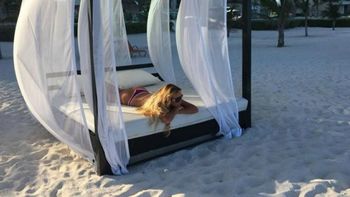 el abogado de amalia granata: su novio en lugar de masturbarse eligio una chica de vida facil el abogado de amalia granata: su novio en lugar de masturbarse eligio una chica de vida facil