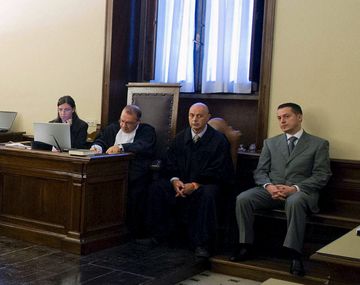 El ex mayordomo del Papa denunció torturas en prisión