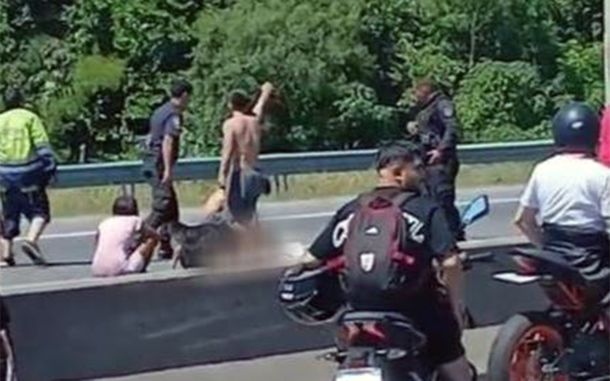 Otro trágico accidente en la Autopista Buenos Aires-La Plata: un nene murió atropellado - Image 2