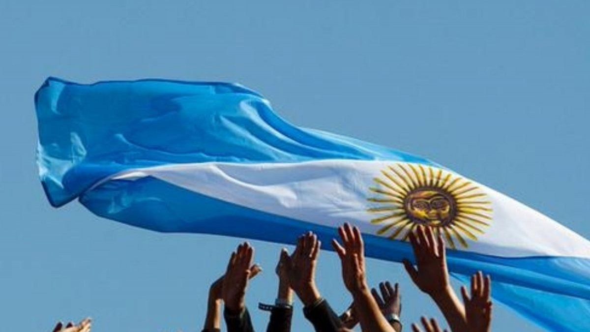Ape Romesa Promesa a la Bandera: cómo es y qué significa