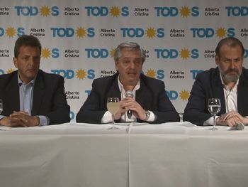 Alberto Fernández le pidió a Macri que, si pierde, no se enoje otra vez y no libere el dólar