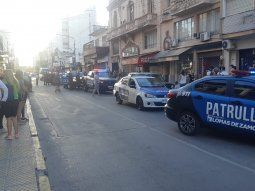 Banfield: asesinan a un vendedor ambulante de una puñalada en el cuello