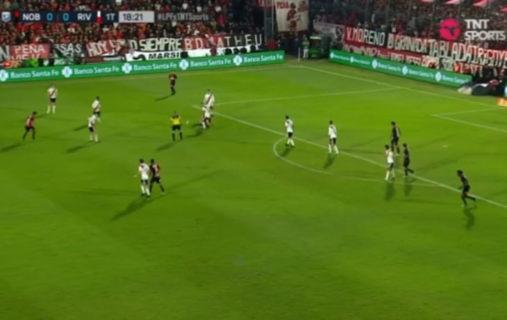 La durísima patada a González Pírez en River-Newells: ¿era para roja?