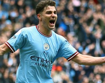 Manchester City goleó a Southampton y sigue como escolta en la Premier League
