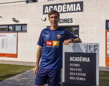 El DT de básquet femenino B del Valencia murió en un naufragio