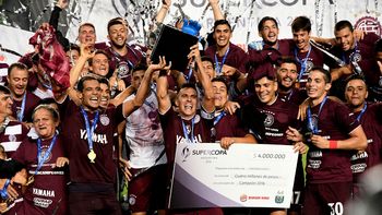 Lanús le ganó a River y se quedó con la Supercopa Argentina Lanús le ganó a River y se quedó con la Supercopa Argentina