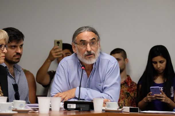 El ministro de Agricultura cree que la crisis le abre una ventana de oportunidades al país