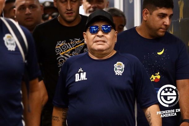 Maradona contra la dirigencia de Boca: No me interesa una plaqueta