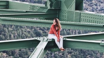 Arriesgó su vida por una selfie. Imgaen de archivo Arriesgó su vida por una selfie. Imgaen de archivo