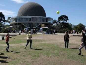 Levantaron dos parrillas clandestinas en el Parque Tres de Febrero