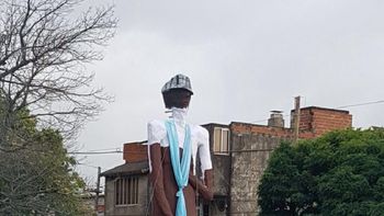 El Negro de WhatsApp presente en la quema de muñecos de La Plata El Negro de WhatsApp presente en la quema de muñecos de La Plata