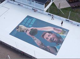impresionante homenaje a messi en el balneario del futbol de mar del plata impresionante homenaje a messi en el balneario del futbol de mar del plata
