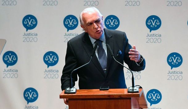 Ricardo Gil Lavedra, sobre el ataque a Olivares: Estaba en Aeroparque esperándolo