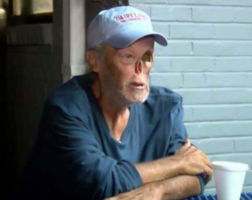 Echaron de un restaurante a un sobreviviente de cáncer porque asustaba a los clientes