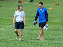 riquelme se entreno con el plantel con la mente en river riquelme se entreno con el plantel con la mente en river