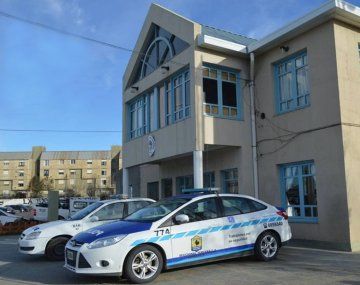 Le robó más de $7 millones a su padre y lo bloqueó en redes sociales