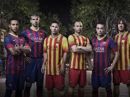 barcelona presento la camiseta para la proxima temporada barcelona presento la camiseta para la proxima temporada