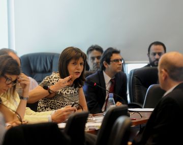 La oposición pide que Nisman vaya al Congreso