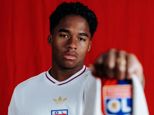 Endrick fue presentado como refuerzo del Lyon: el dorsal cargado de historia que eligió