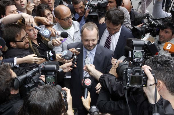 El Estado a un paso de definir cómo se desprende el Grupo Clarín de sus medios