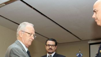 santa fe: desplazan a la cupula de la policia provincial santa fe: desplazan a la cupula de la policia provincial