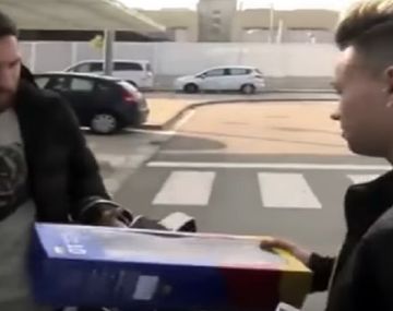 El argentino arribó a Barcelona junto a Mascherano y Luis Suárez