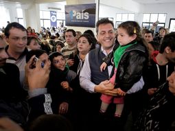 Massa apuntó a los temas que duelen y a la campaña emotiva de Cambiemos Massa apuntó a los temas que duelen y a la campaña emotiva de Cambiemos